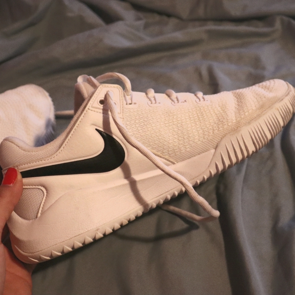 Nike volleyball shoes